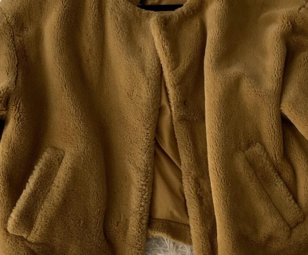 Abrigo corto mostaza