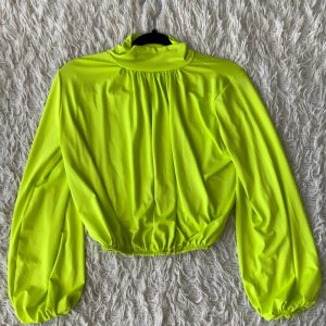 Crop - Top verde Neón